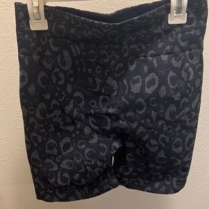 Leopard print biker shorts